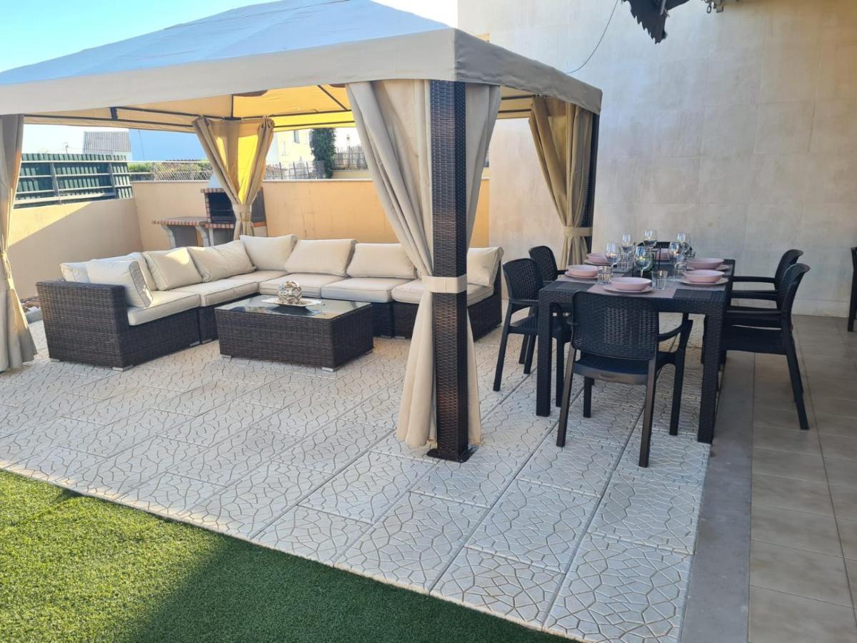 אלבופיירה Stunning Villa With Pool מראה חיצוני תמונה