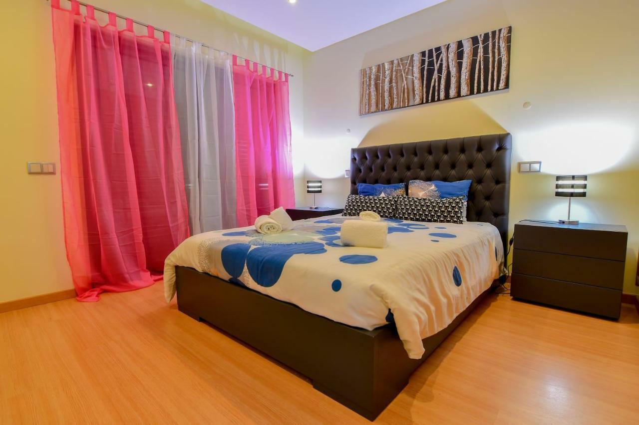 אלבופיירה Stunning Villa With Pool מראה חיצוני תמונה